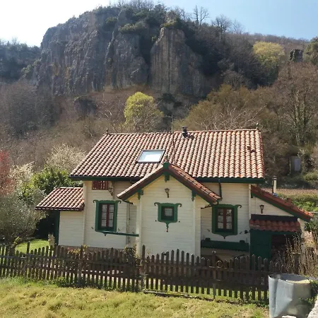 La Casita Del Río *