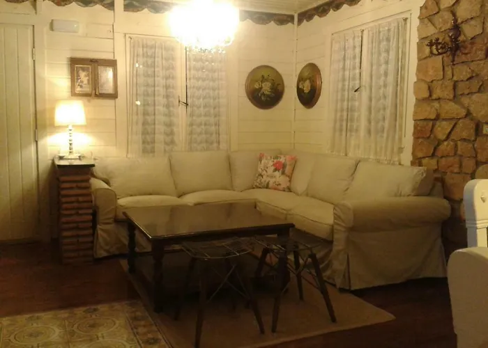 La Casita Del Rio * Sabando