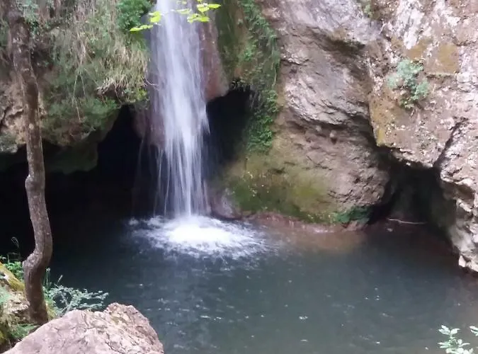 La Casita Del Rio * Sabando